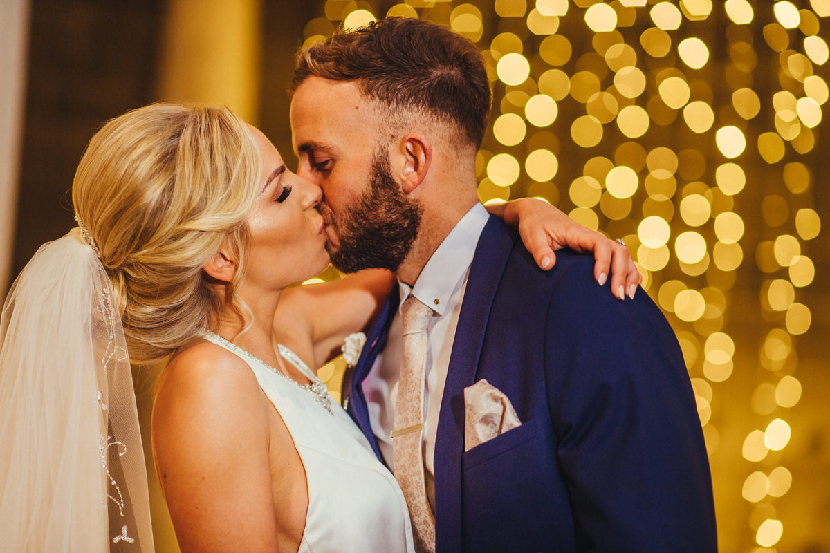 Edinburgh wedding photographer
