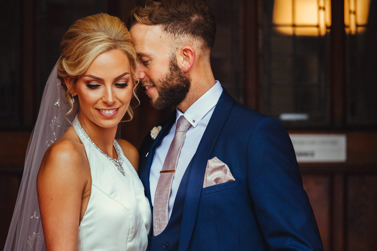 Edinburgh wedding photographer