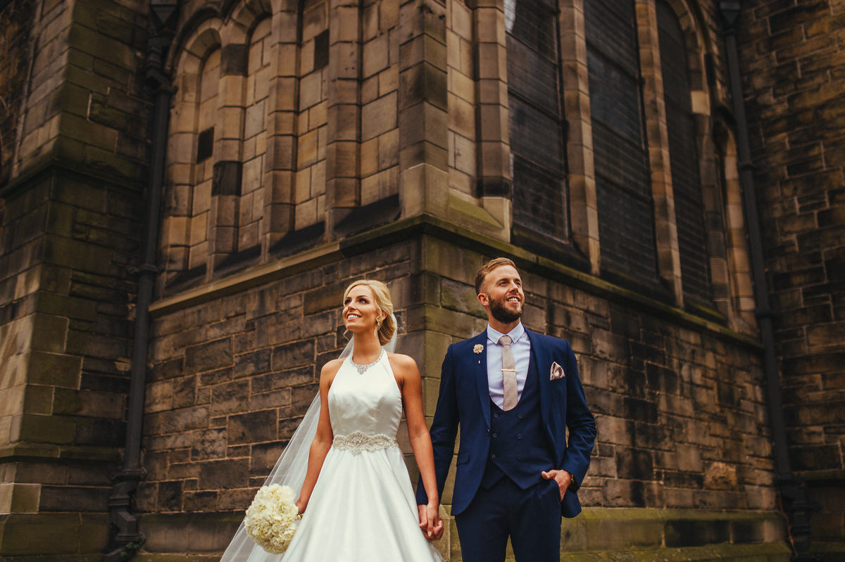 Edinburgh wedding photographer hiring professional wedding photographers