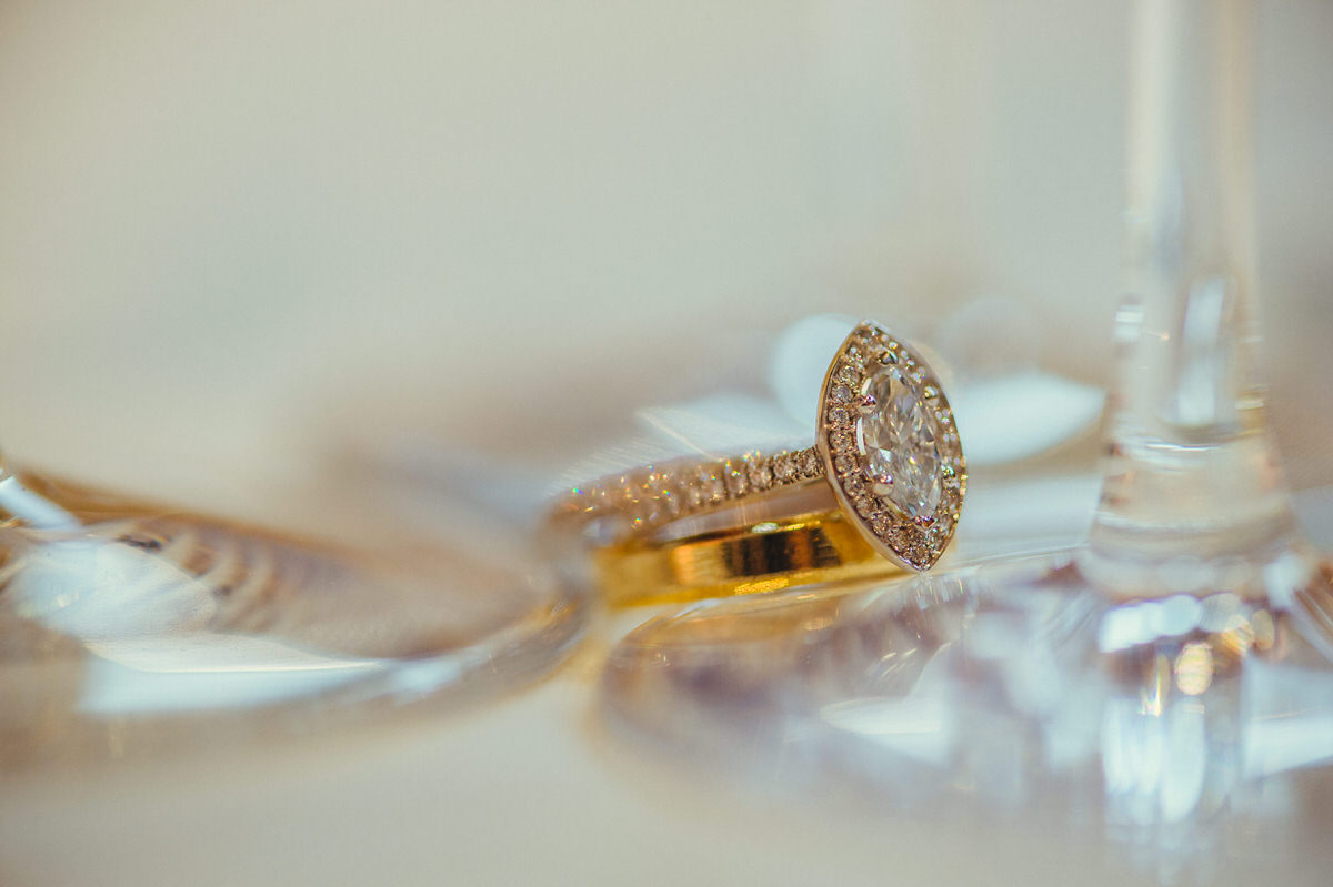 Edinburgh wedding photographer