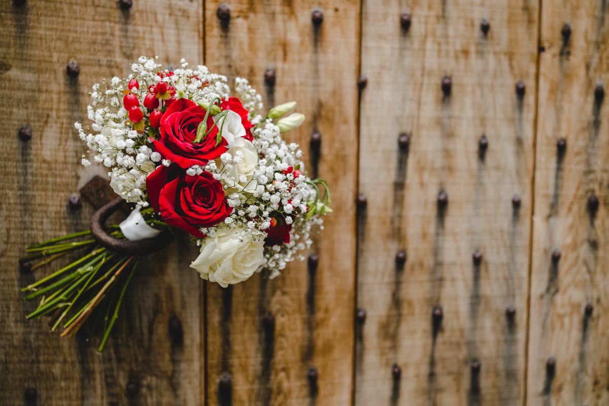red roses and cream roses - a classic combination